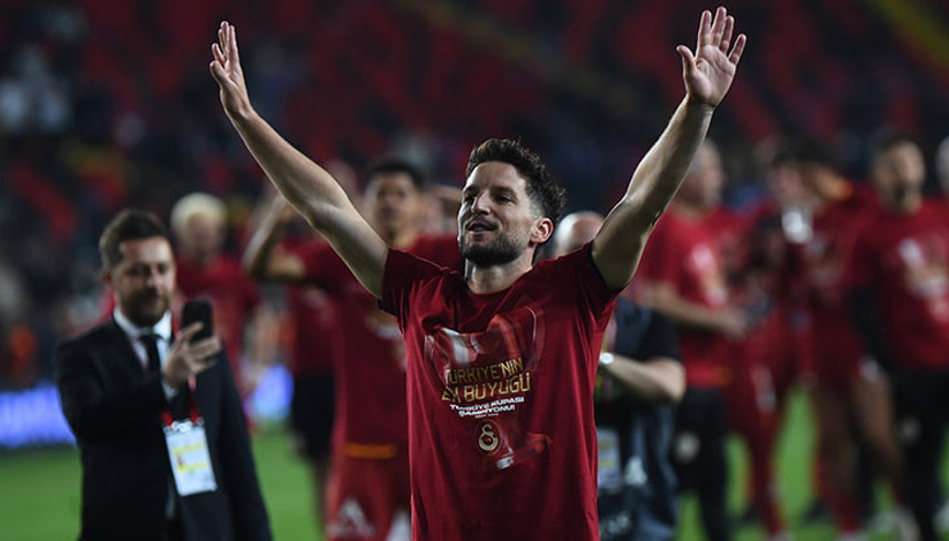 Dries Mertens, kramponlarını asıyor