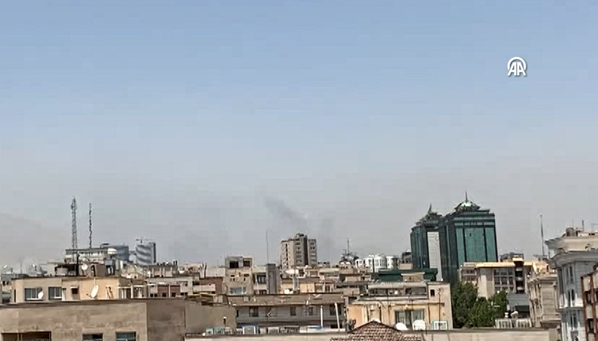 İsrail ordusu, Tahrana yeni hava saldırıları başlattığını duyurdu