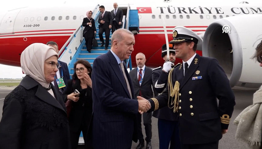 Cumhurbaşkanı Erdoğan, Laheyde... NATO Liderler Zirvesinde aile fotoğrafı