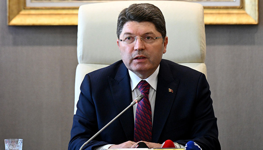 Adalet Bakanı Tunç HSK üyeleriyle görüştü