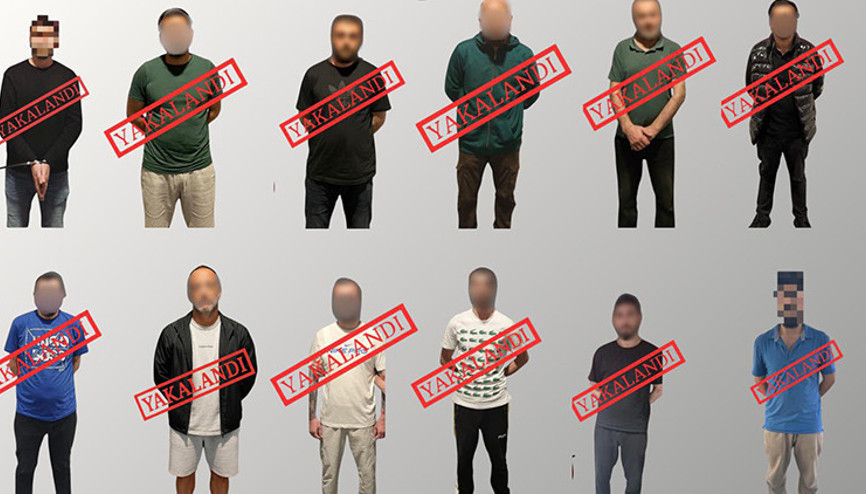 Bakan Yerlikaya duyurdu Kırmızı bültenle aranan 11 kişi Türkiyeye getirildi