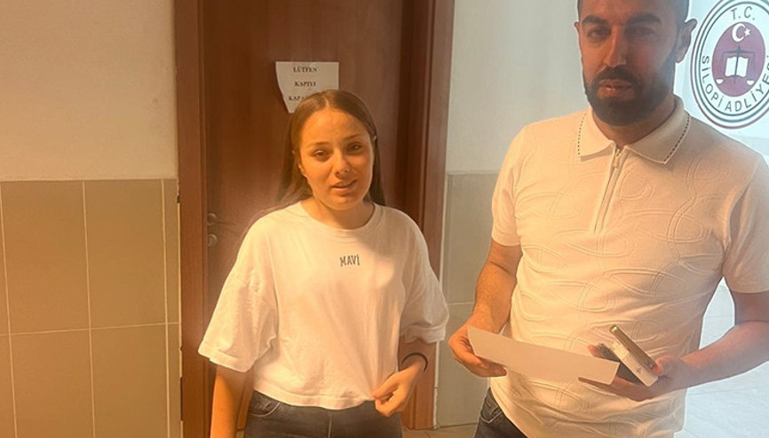 Yanlışlığı sınav sırasında fark etti, dünyası başına yıkıldı 1 yıllık emeği heba oldu... Görevliler hakkında dava açtı
