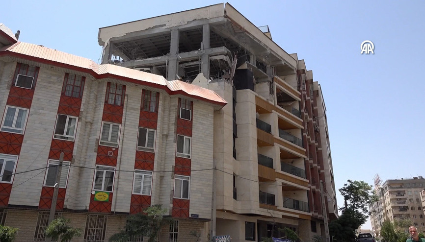 İranda nükleer bilim insanlarının vurulduğu binalar görüntülendi İranda nükleer bilim insanlarının vurulduğu binalar görüntülendi