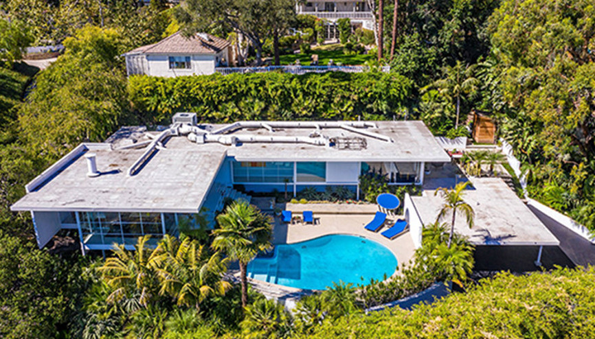 Ünlü oyuncunun milyonluk evi soyuldu