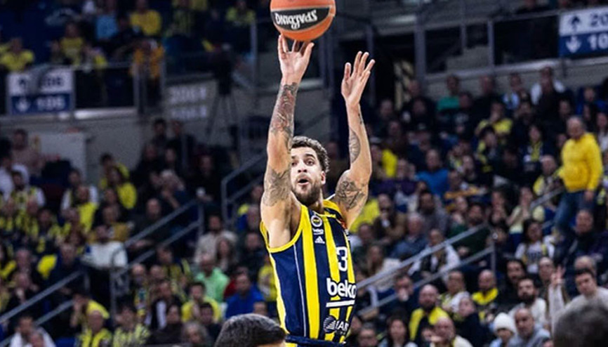 Scottie Wilbekin, 2 yıl daha Fenerbahçe Bekoda