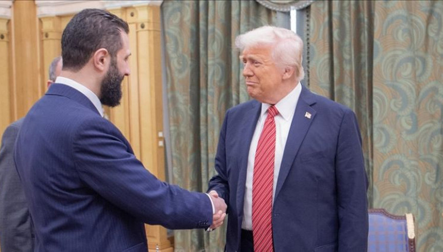 ABD Başkanı Donald Trump, kararnameyi imzaladı Suriyeye yaptırımları kaldırdı