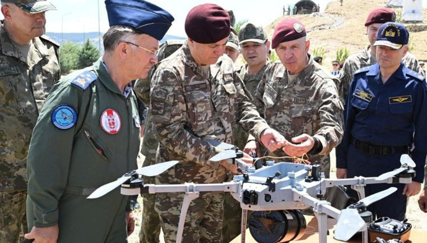 Genelkurmay Başkanı Orgeneral Gürak, tatbikata katıldı