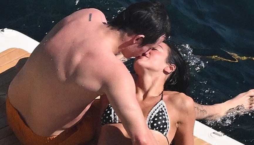 Çocuk olacağı zaman olur... Şimdilik aşkın keyfini çıkarıyorlar