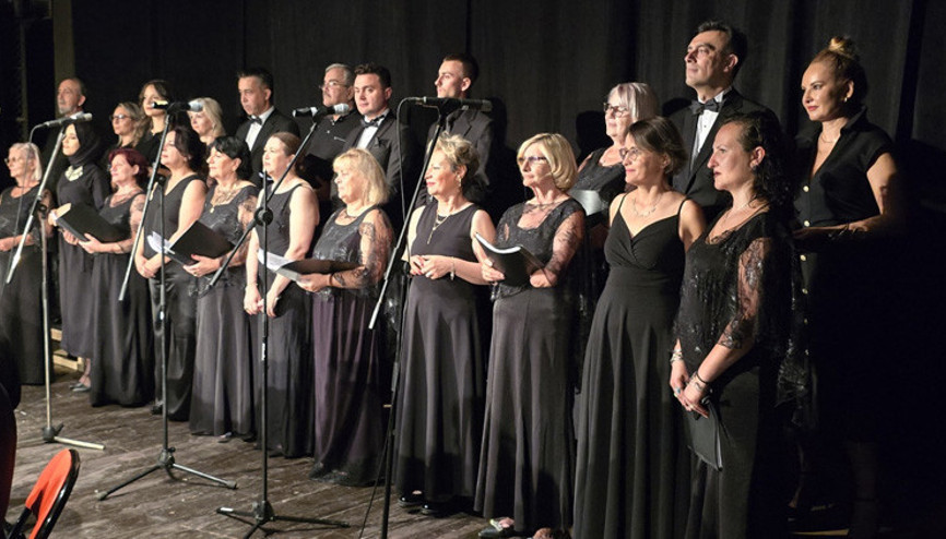 Zübeyde Hanım Kosova Türk Kadınlar Derneği 25. Yılını Konserle Kutladı