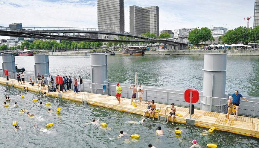 Sen Nehri 102 yıl sonra yüzmeye açıldı