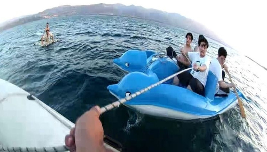 Sapanca Gölü’nde 2 saatte 17 kişi boğulmaktan kurtarıldı Sapanca Gölü’nde 2 saatte 17 kişi boğulmaktan kurtarıldı