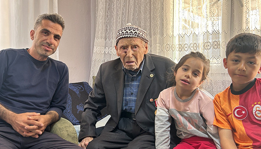 103 yaşındaki Kore gazisi, torununun torununu gördü