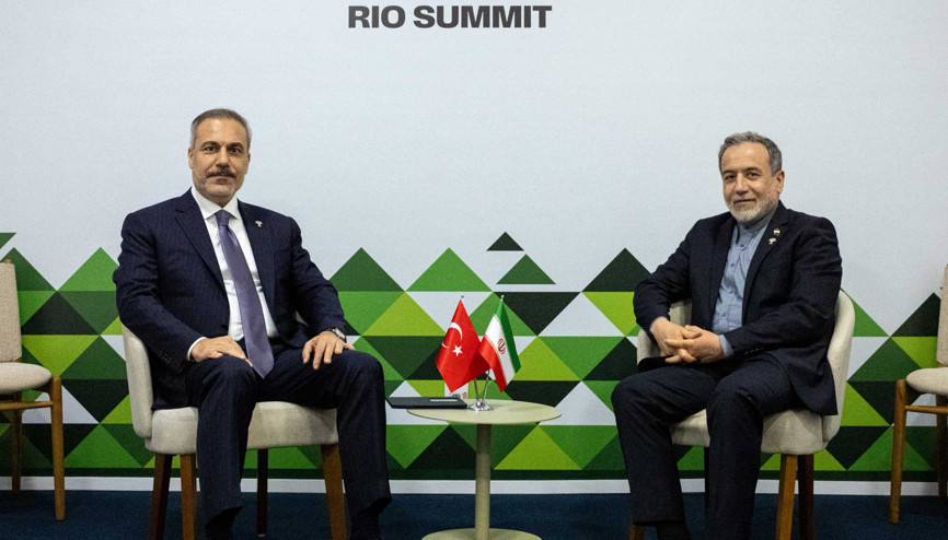 Bakan Fidan, İranlı mevkidaşı Arakçi ile görüştü