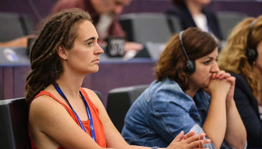 Carola Rackete, AP milletvekilliğini bırakıyor Carola Rackete, AP milletvekilliğini bırakıyor