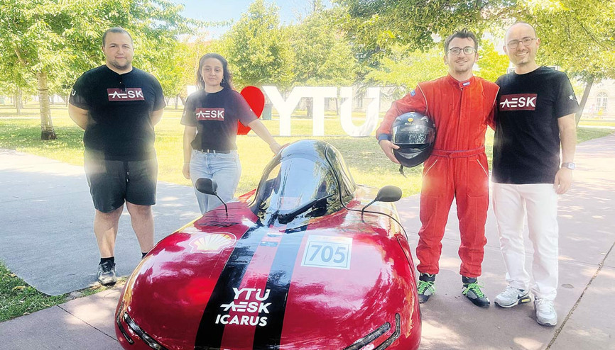 ‘Yıldız’lı Icarus şampiyon oldu