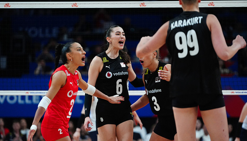 A Milli Kadın Voleybol Takımı, FIVB Milletler Liginde Çekyaya mağlup oldu