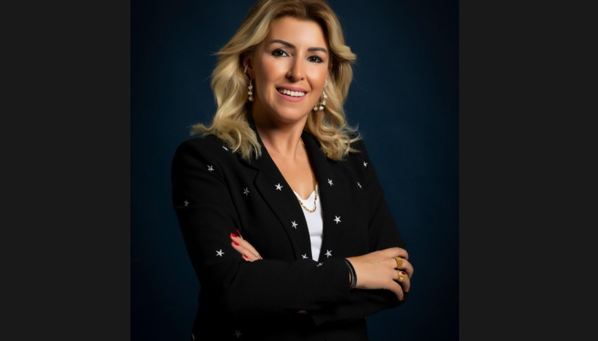 %100&MORE İlham Veren Sohbetler Dijital çağın astroloğu: Aygül Aydın