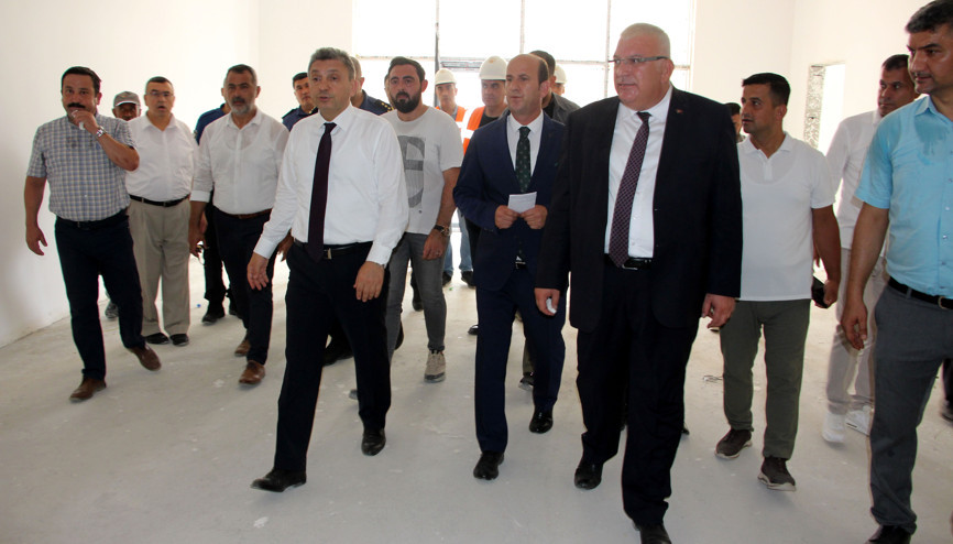 Vali Şahin: Kumluca ve Finike deprem açısından en riskli 2 ilçe Vali Şahin: Kumluca ve Finike deprem açısından en riskli 2 ilçe