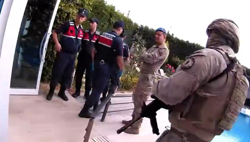 Jandarma, filmin sonu notuyla paylaştı... 115 kişinin canını yaktılar, baskınlarla yakalandılar