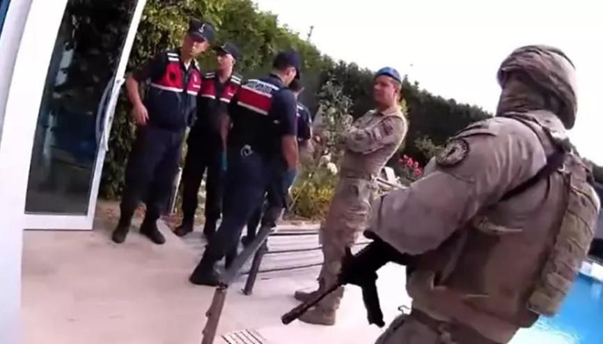 Jandarma, ‘filmin sonu’ notuyla paylaştı... 115 kişinin canını yaktılar, baskınlarla yakalandılar