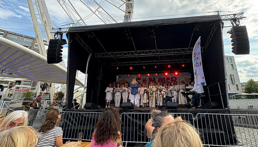 Köln çikolata festivali Türkce şarkılarla açıldı