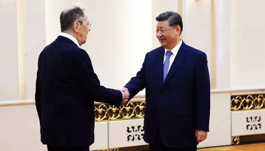 Çin Cumhurbaşkanı Şi Cinping, Rusya Dışişleri Bakanı Sergey Lavrov ile Pekinde bir araya geldi