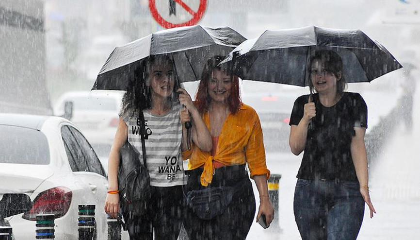 Meteoroloji bölge bölge uyardı Hafta sonu çok kuvvetli sağanak yağış ve fırtına geliyor... 34 ili etkisi altına alacak Meteoroloji bölge bölge uyardı Hafta sonu çok kuvvetli sağanak yağış ve fırtına geliyor... 34 ili etkisi altına alacak