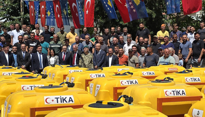 TİKA’dan Mamuşalı Çiftçilere Destek: 200 tarımcıya ilaçlama makinesi dağıtıldı