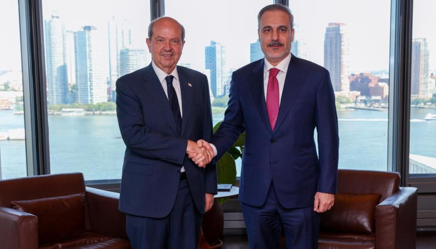 Dışişleri Bakanı Fidan, KKTC Cumhurbaşkanı Tatar ile bir araya geldi