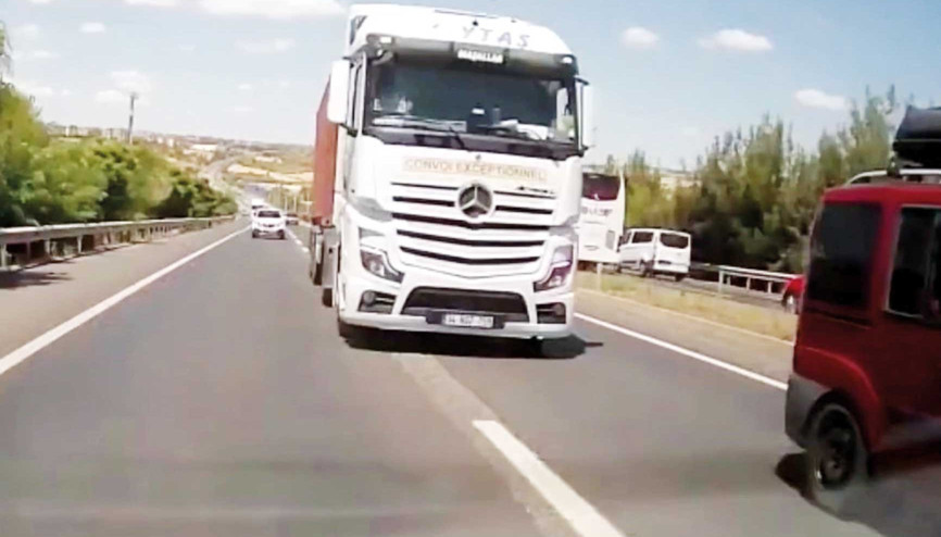 Hızını ölüme ayarlayana ağır ceza gelmeli Hızını ölüme ayarlayana ağır ceza gelmeli
