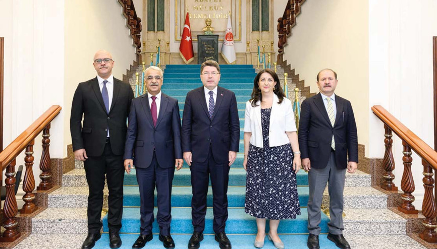 Komisyon öncesi DEM ziyareti