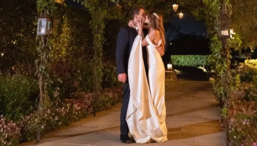 Altı yılda üç çocuk yaptılar: Nişanlanınca çeyiz hazırlamak yerine ruh doktoruna gitmiş