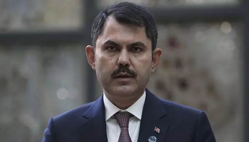 Bakan Kurumdan Özgür Özele tepki: Nihayet deprem bölgesini hatırlamış, buraya gelmiş