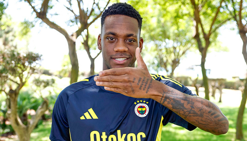 Fenerbahçenin yeni transferi Jhon Duran: Farklı ülkelerden teklifler vardı