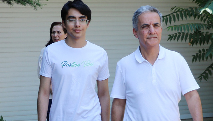 YDT İngilizce şampiyonu oldu Tam puan aldı sırrını paylaştı: Yapboz yaparak...