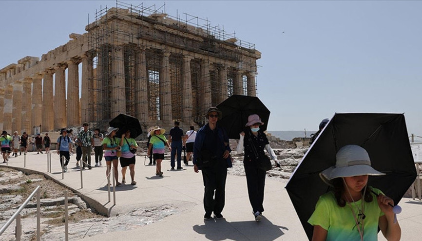 Yunanistanda hava sıcaklıkları 43 dereceye çıkacak