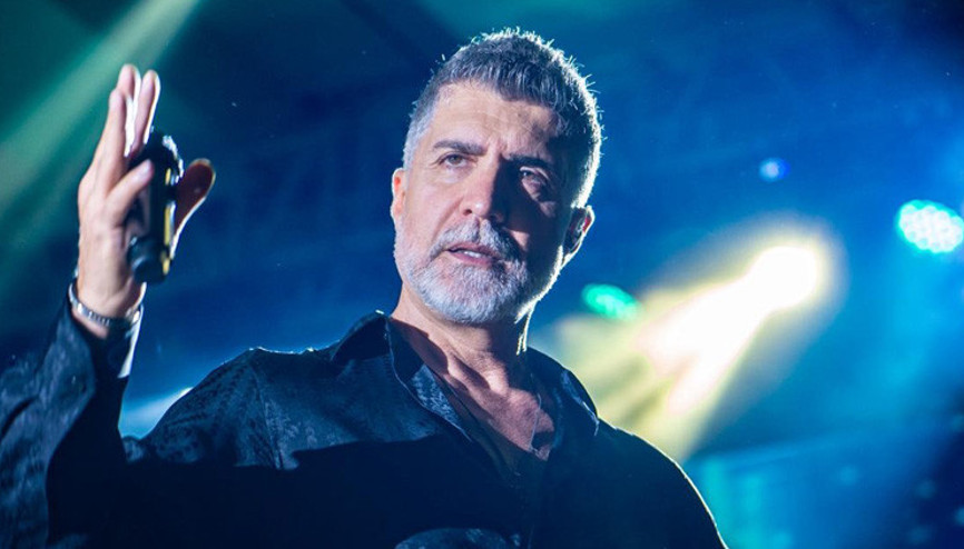 Özcan Deniz: Noel Baba gibi takılacağım