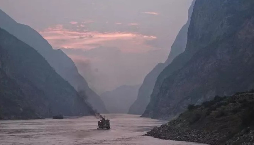 Tibet’te dünyanın en büyük hidroelektrik barajının temeli atıldı