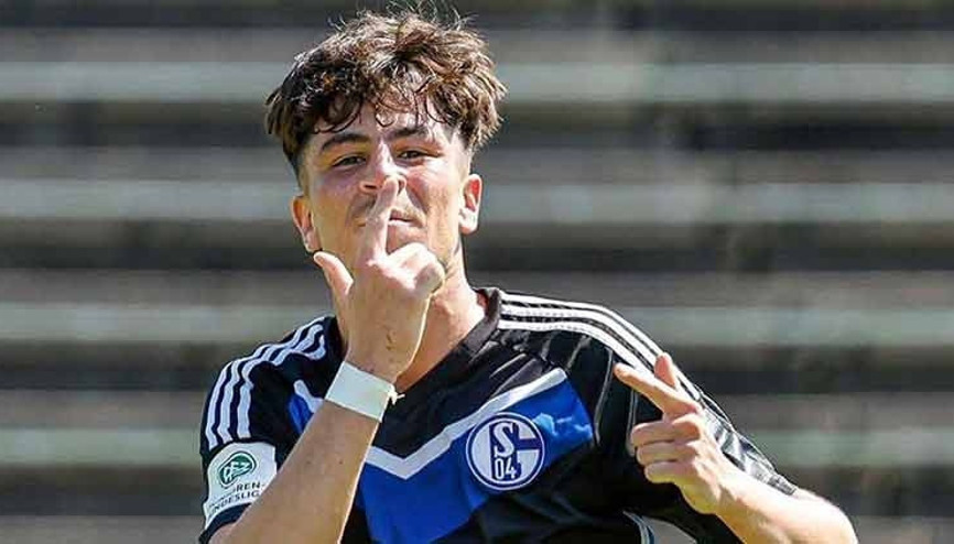 Schalkeden 19 yaşındaki Berkay gündemde