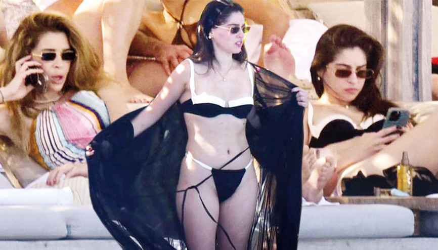 Cemre Bayselin moral tatili