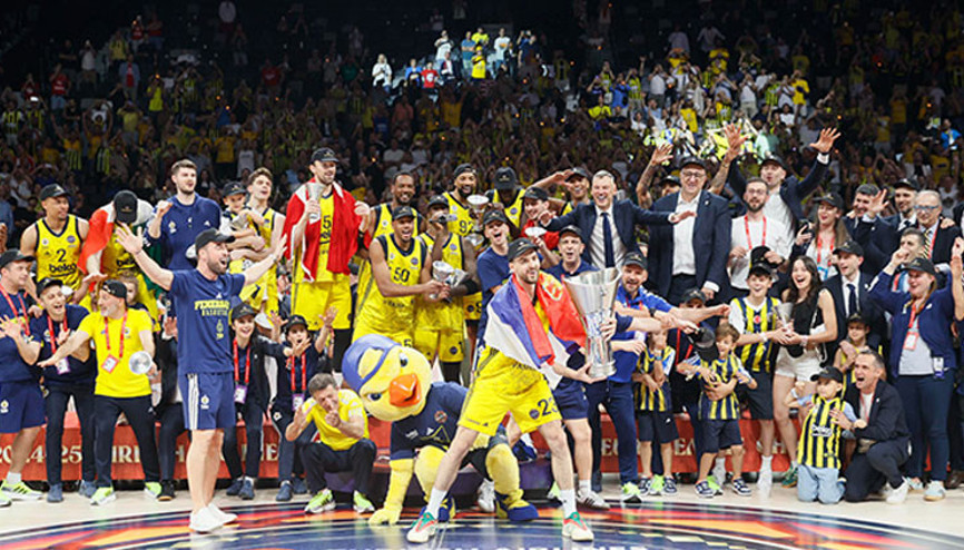 Fenerbahçe Bekoda iki ismin sözleşmesi yenilenmeyecek