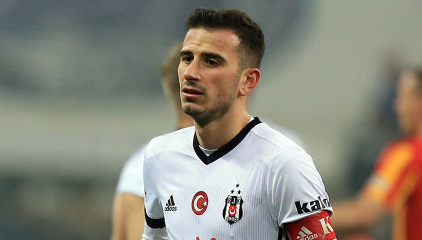 Oğuzhan Özyakuptan Beşiktaş taraftarına mesaj: Doğru değil