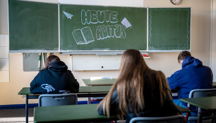 Lise diploması değersizleşiyor tartışması başladı Lise diploması değersizleşiyor tartışması başladı