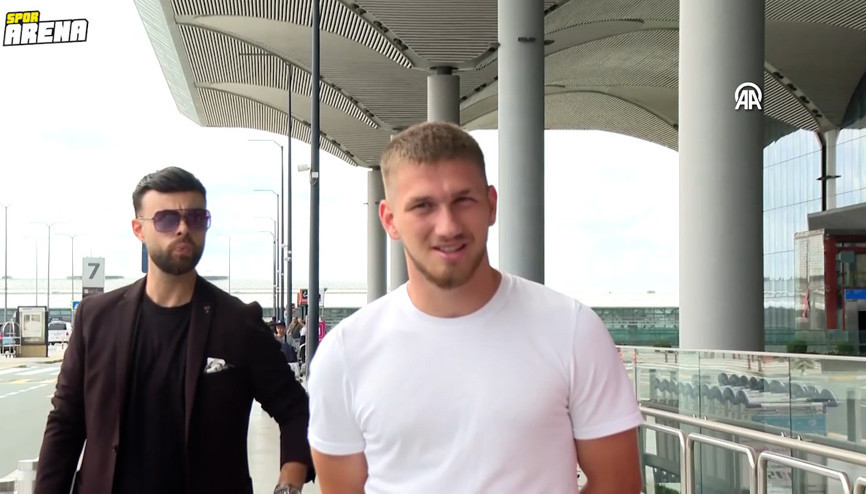 Beşiktaşlı Semih Kılıçsoy Cagliariye transfer oluyor İtalyaya gitti