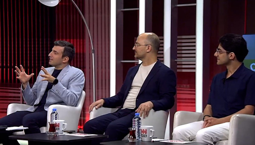 Selçuk Bayraktardan CNN Türkte önemli açıklamalar