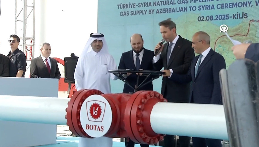 Türkiyeden Suriyeye ilk doğalgaz akışı başladı