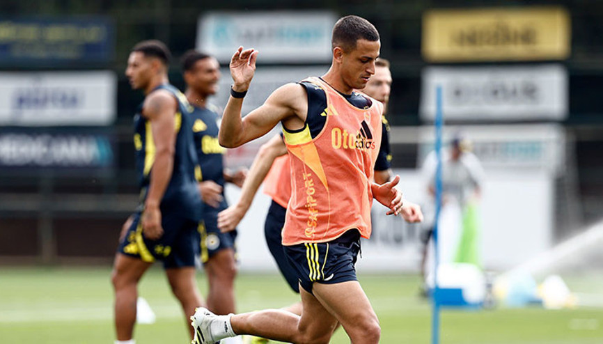 Fenerbahçe, Feyenoord maçı hazırlıklarını sürdürdü