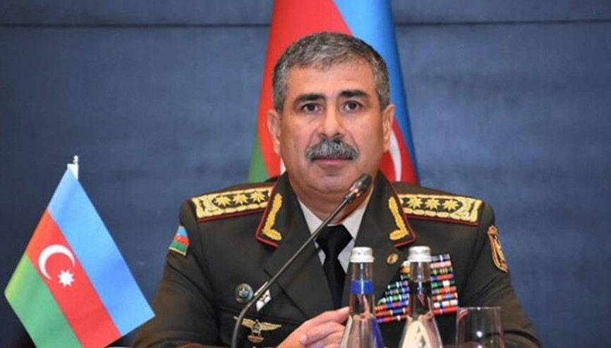 Azerbaycan Savunma Bakanı, Türk şehitlerinin aileleriyle bir araya geldi