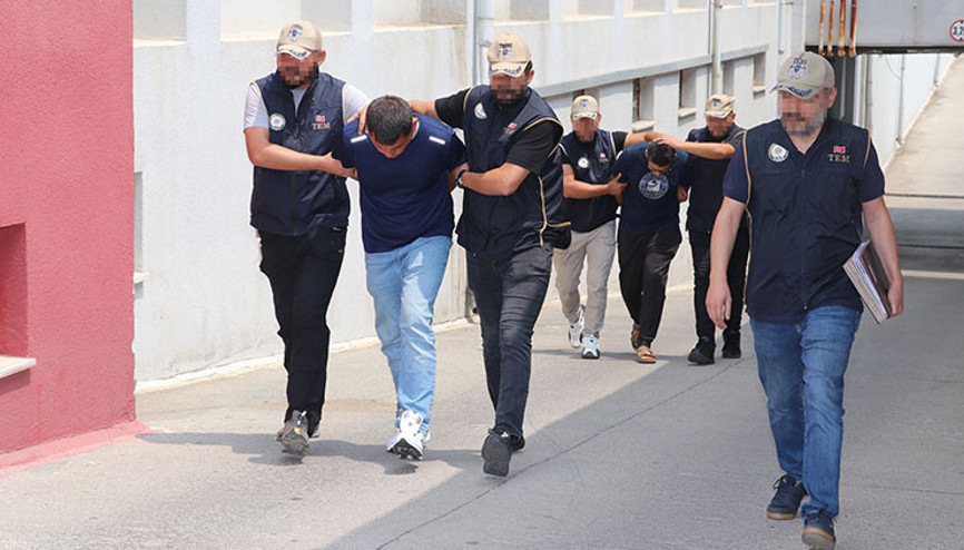 Adanada aranan 2 firari FETÖ hükümlüsü yakalandı