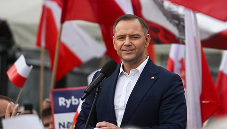 Polonyanın resmen yeni cumhurbaşkanı oldu